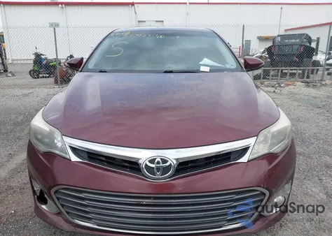 2014 Toyota Avalon Limited z USA, uszkodzony, nr VIN 4T1BK1EBXEU134562